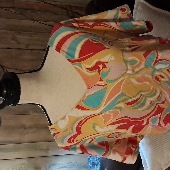 Emily Wonder Women Colorful Abstract Print Top Size Large - Picture 2 of 7
